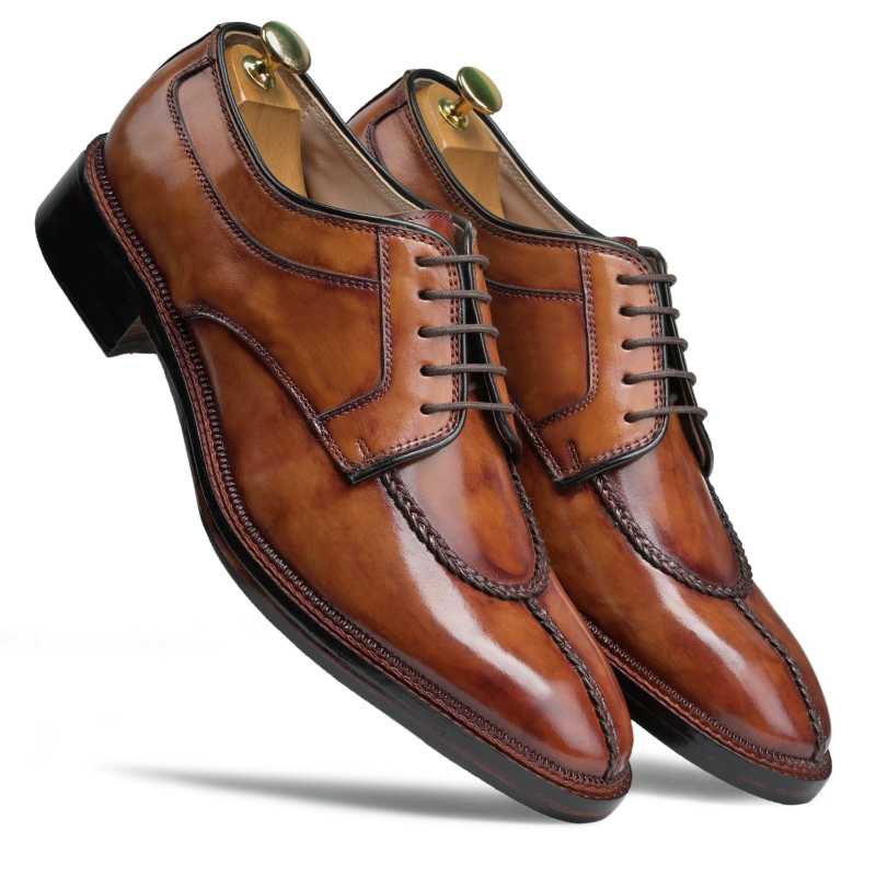 Angus Split Toe Derby Shoes in Tan