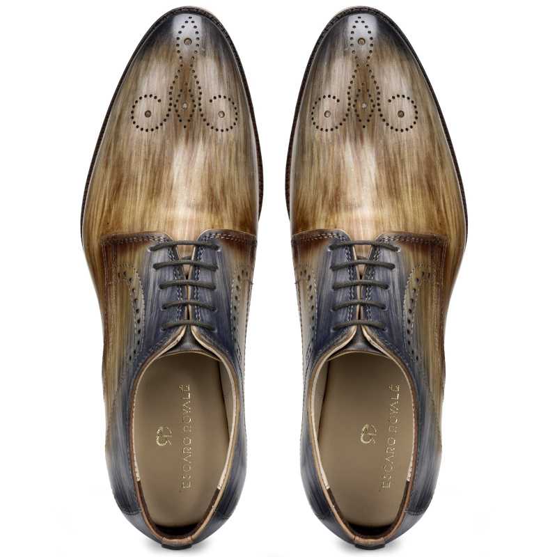 Aurora Derby in Natural Wooden Tones