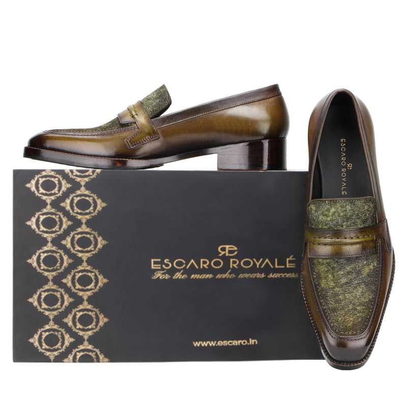 Vacili Textured Penny Loafers In Olive