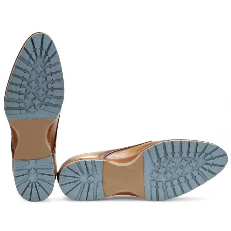 Aurora Derby in Natural Wooden Tones