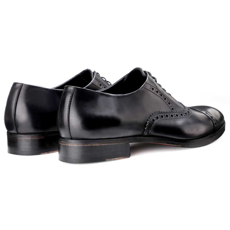 The Vienna Toecap Oxfords In Black