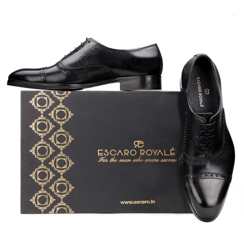The Vienna Toecap Oxfords In Black