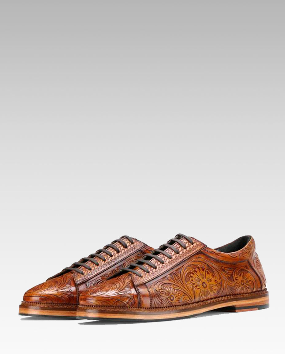 Strumento Handtooled Derby in Tan