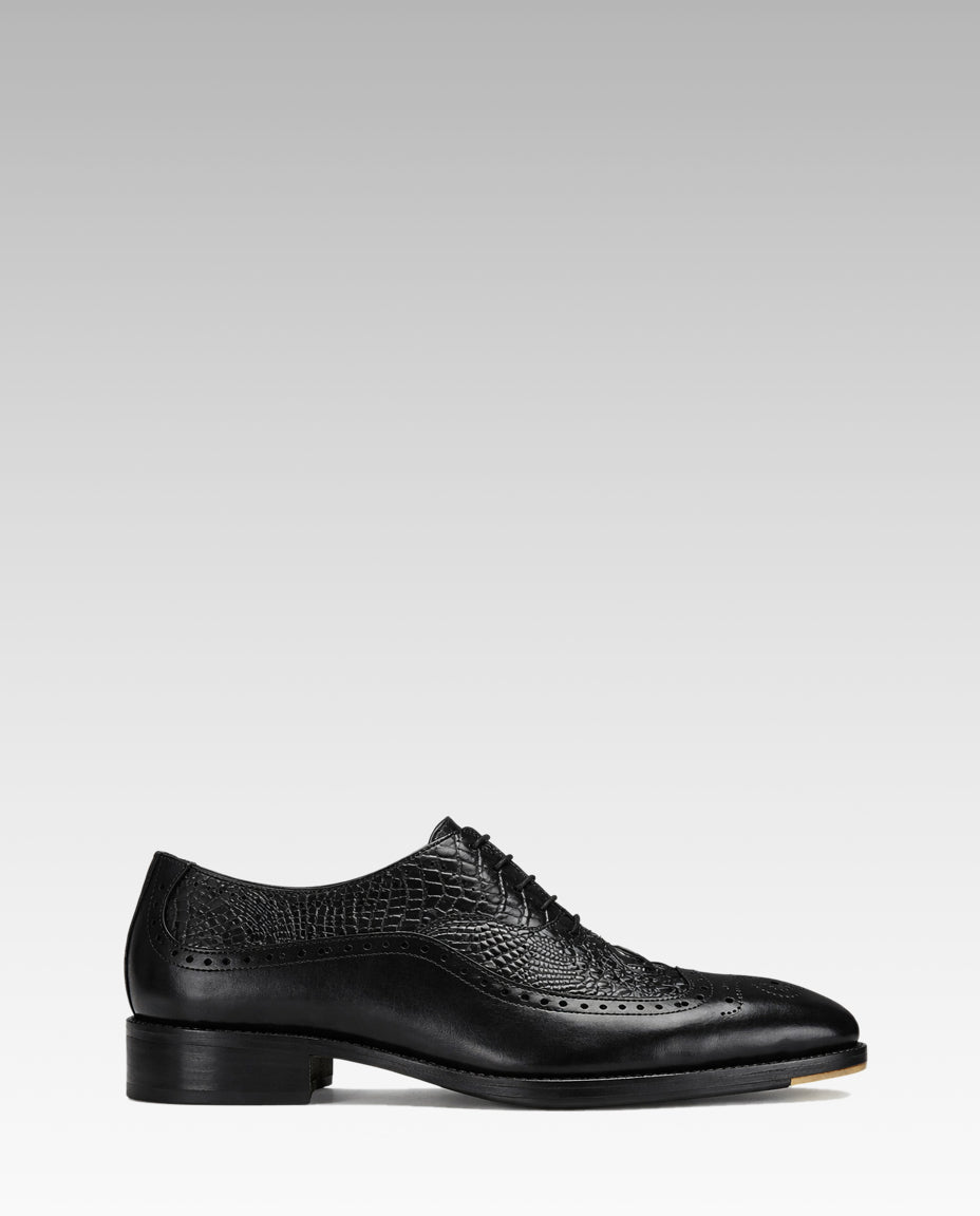 The Cabot Triple Textured Oxfords in Black with Metal Toe Plate Detail