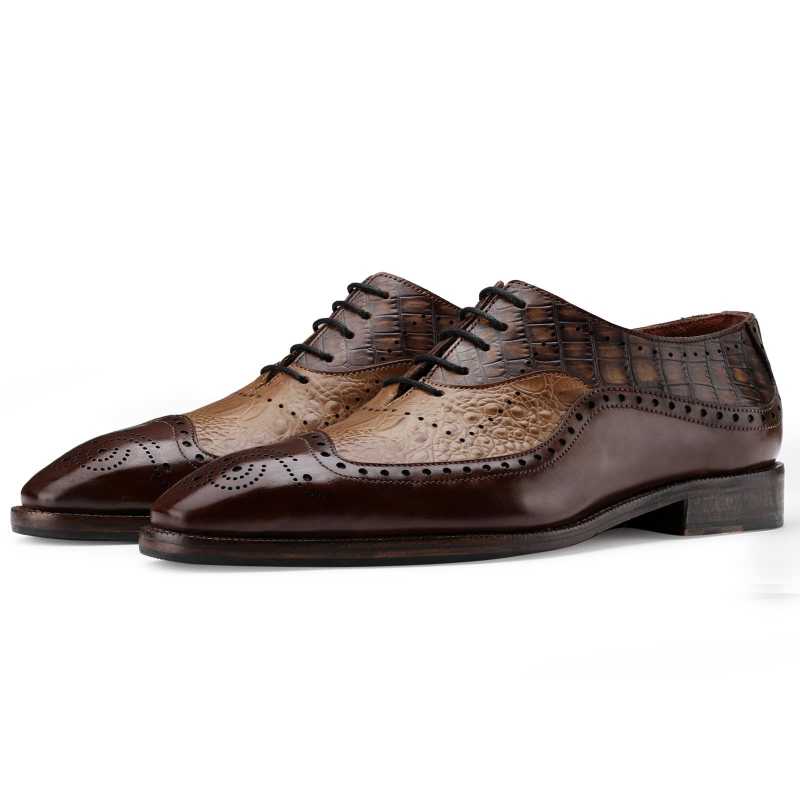 The Cabot Tripple Textured Oxford In Brown Tan