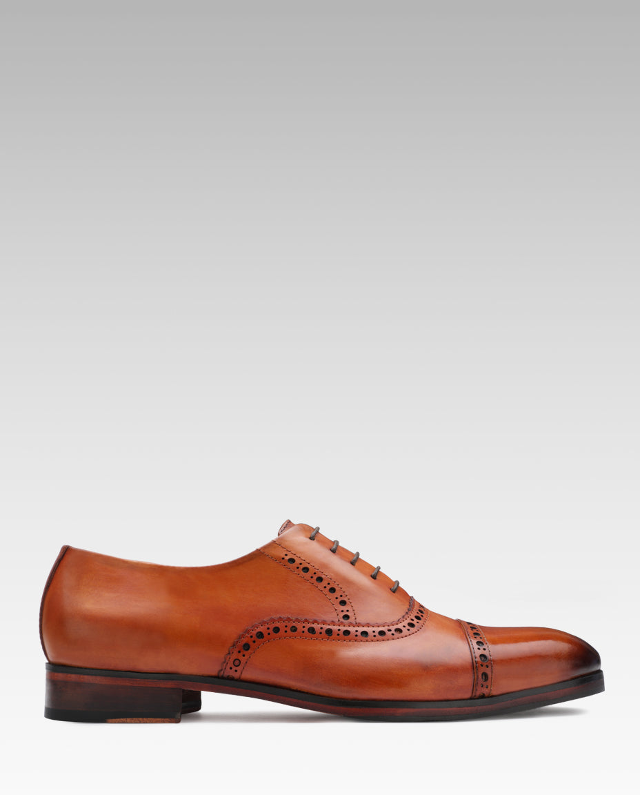 The Vienna Toecap Oxfords In Tan