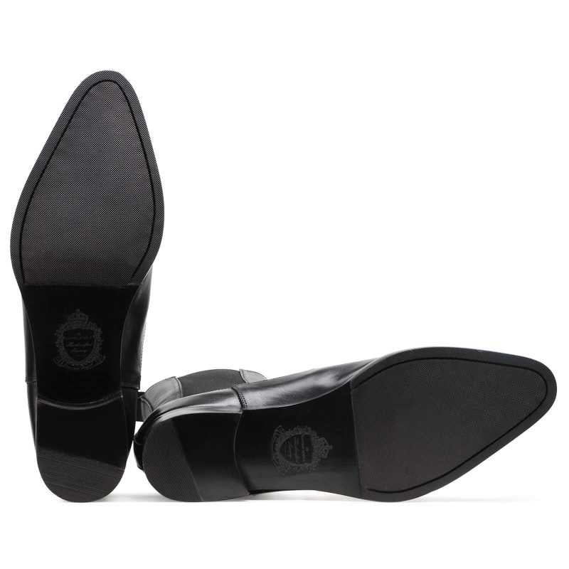 Sable Chelsea Boots in Black