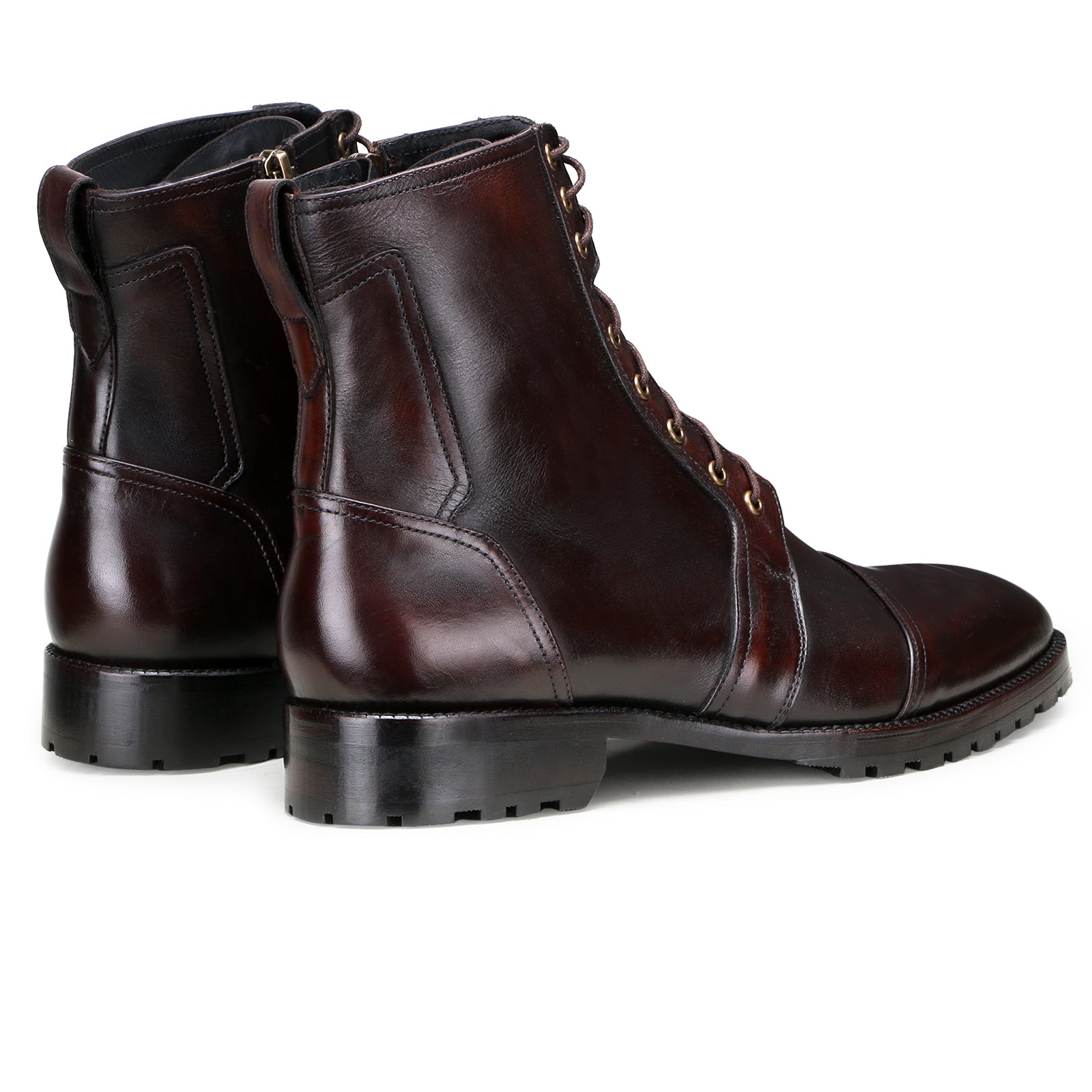 Blackthorne Toecap Lace-Up Boots in Brown