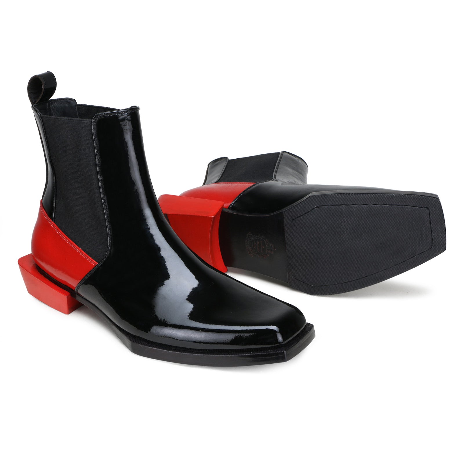 Escaro Royale Blackridge SquareToe Chelsea Boots in Black