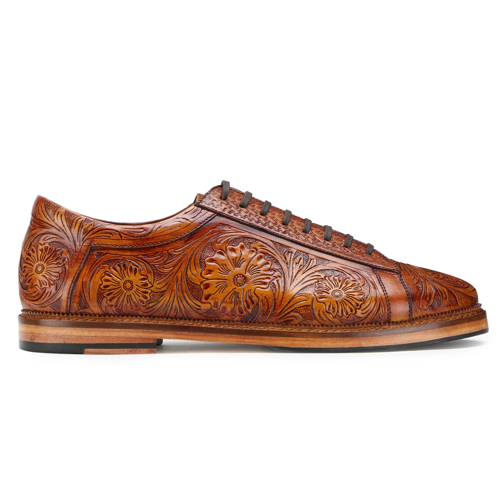 Strumento Handtooled Derby in Tan