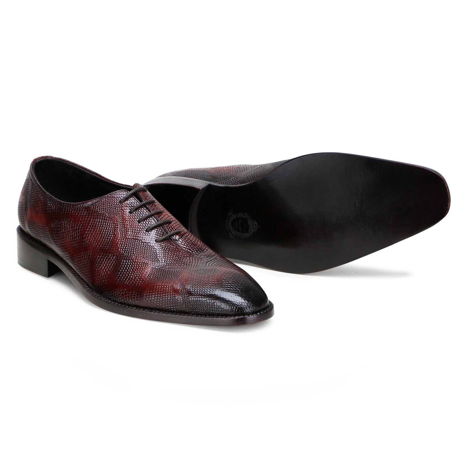 Bastion Goodyear Welted Fiddleback in Brown