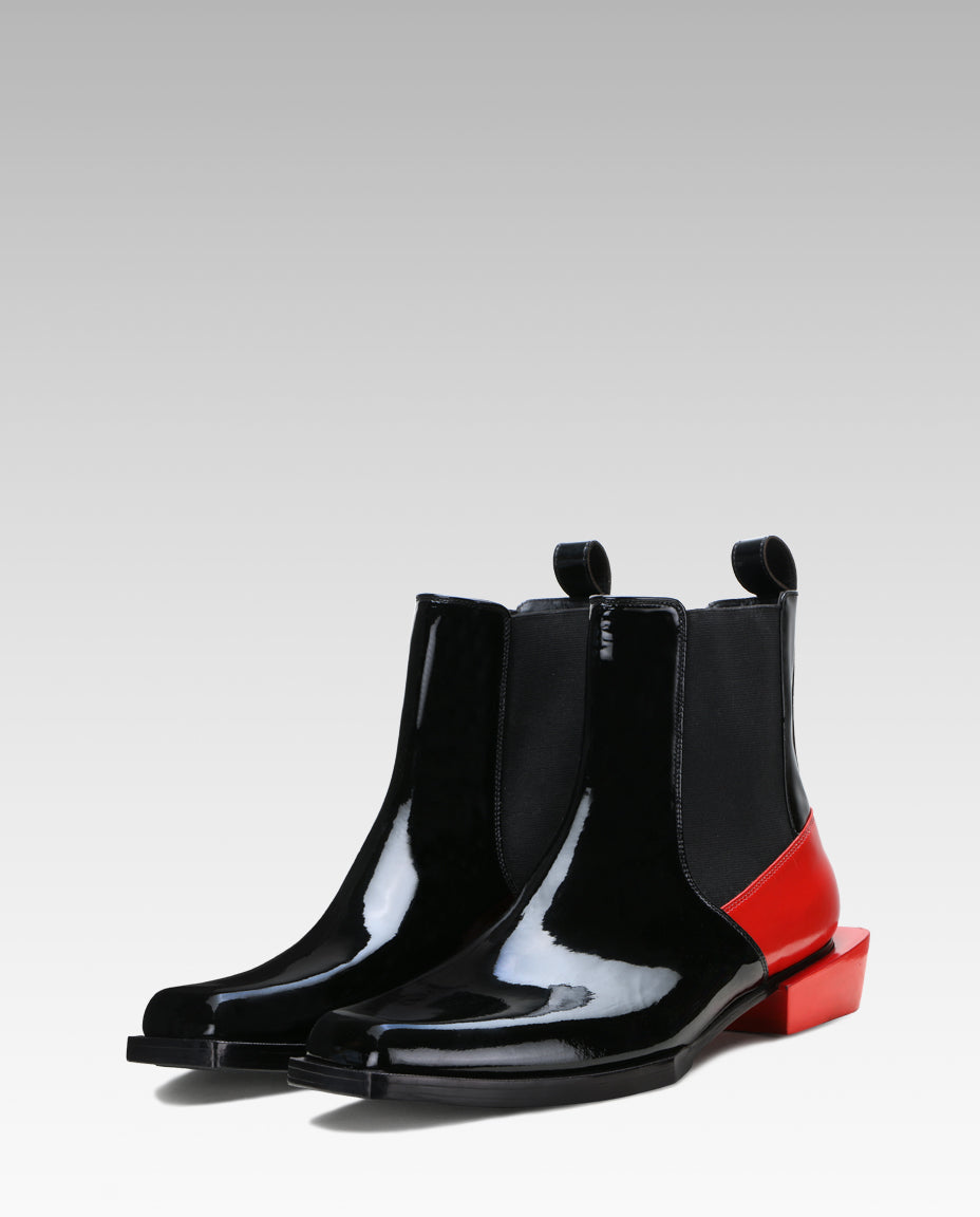 Escaro Royale Blackridge SquareToe Chelsea Boots in Black