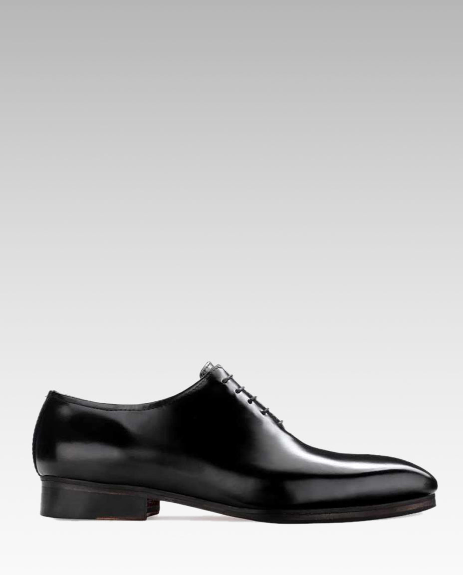 The Milan Wholecut Oxfords In Black
