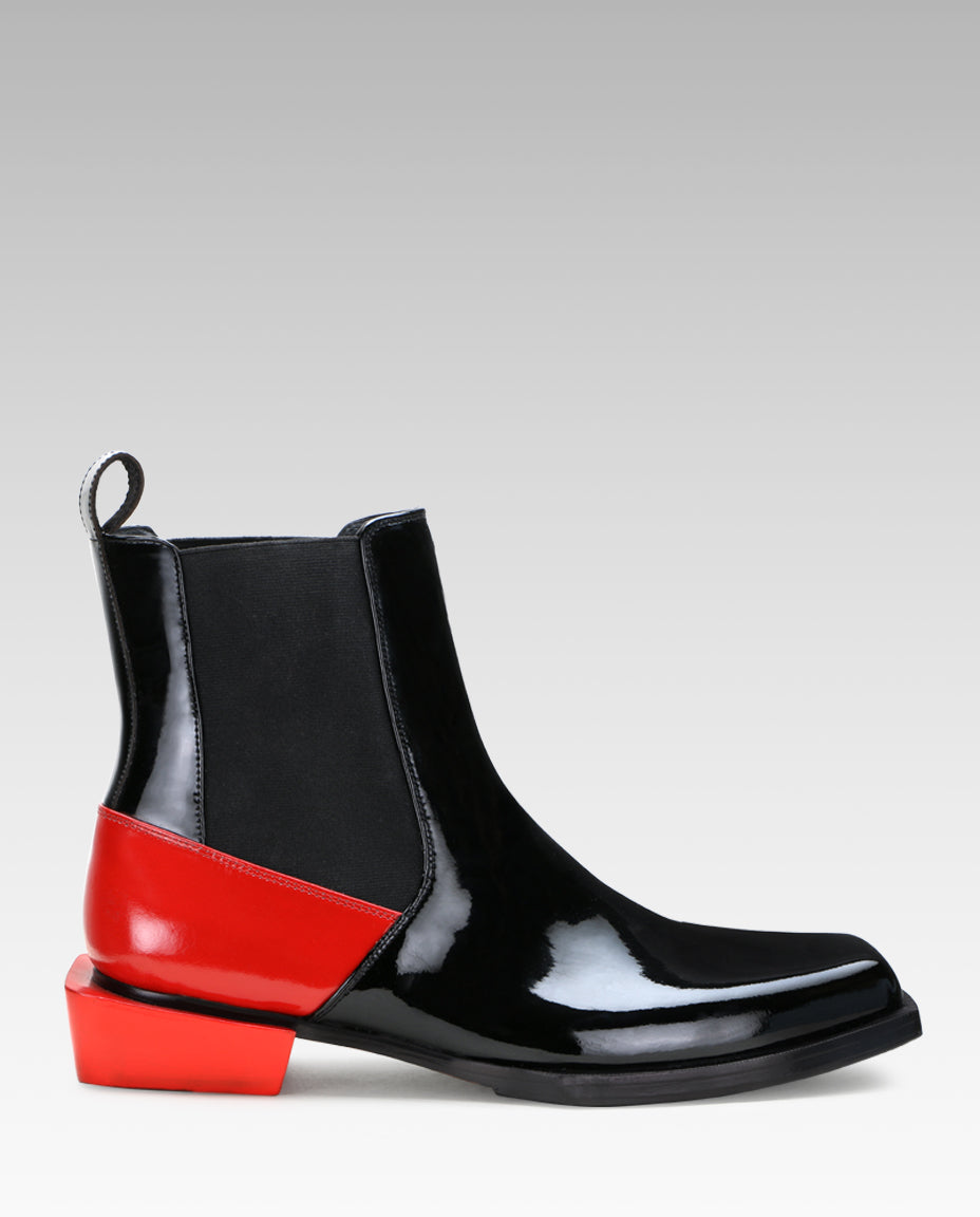 Escaro Royale Blackridge SquareToe Chelsea Boots in Black