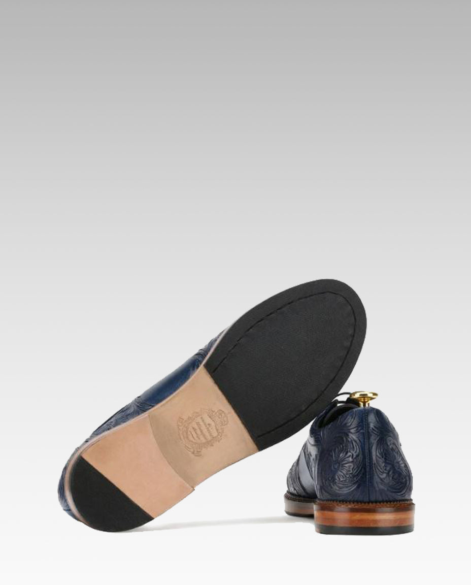 Strumento Handtooled Derby in Navy Blue