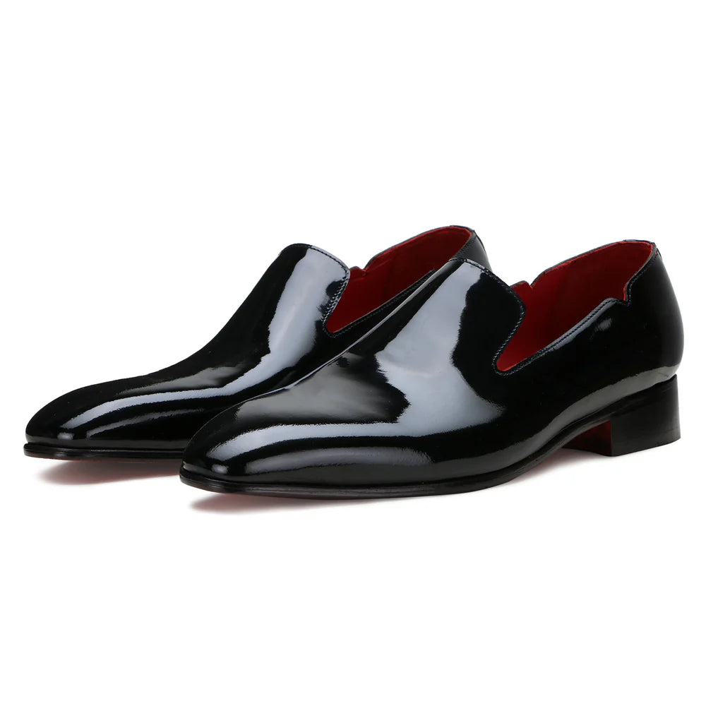 Mavro Classic Sleek Loafers in Black
