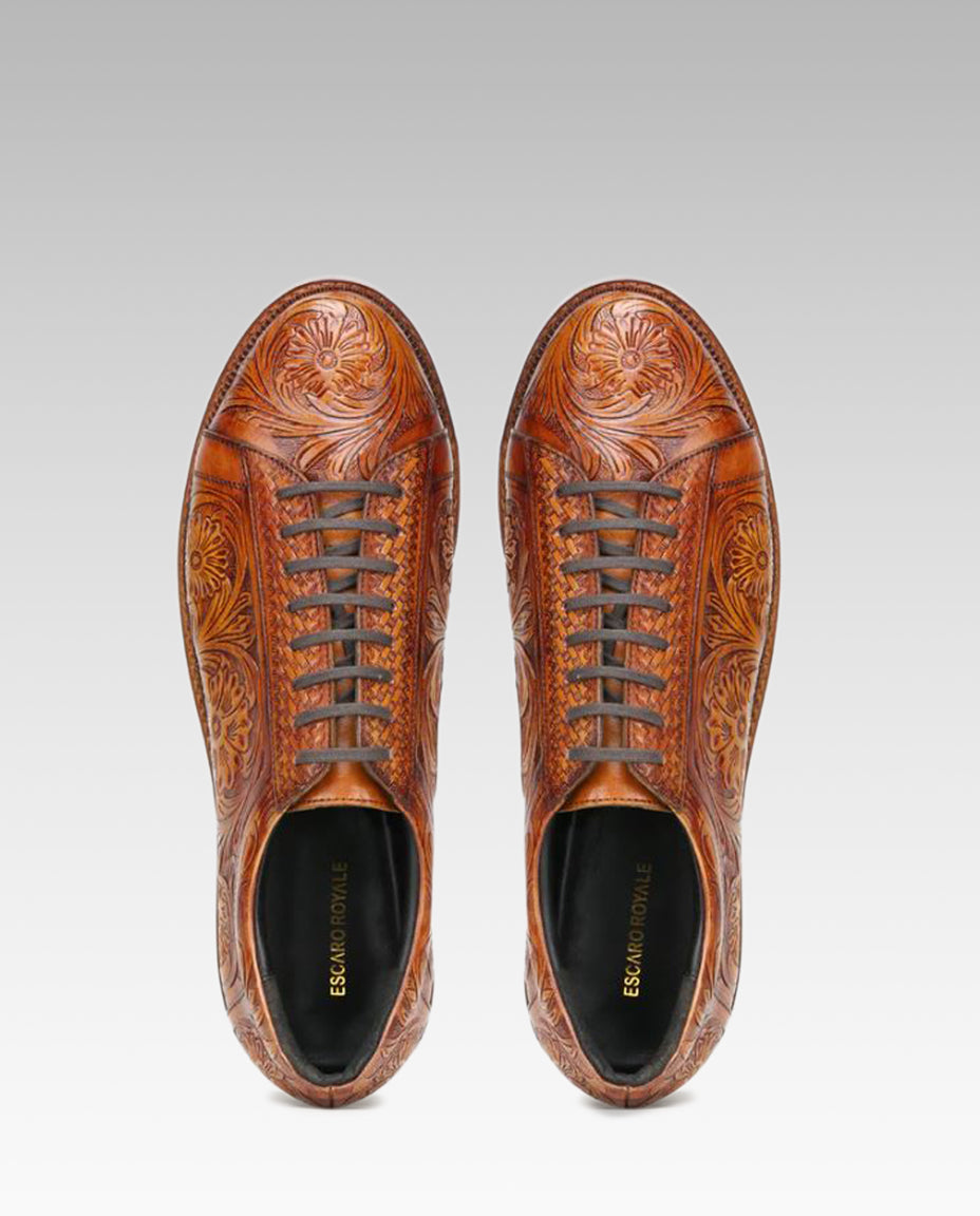 Strumento Handtooled Derby in Tan