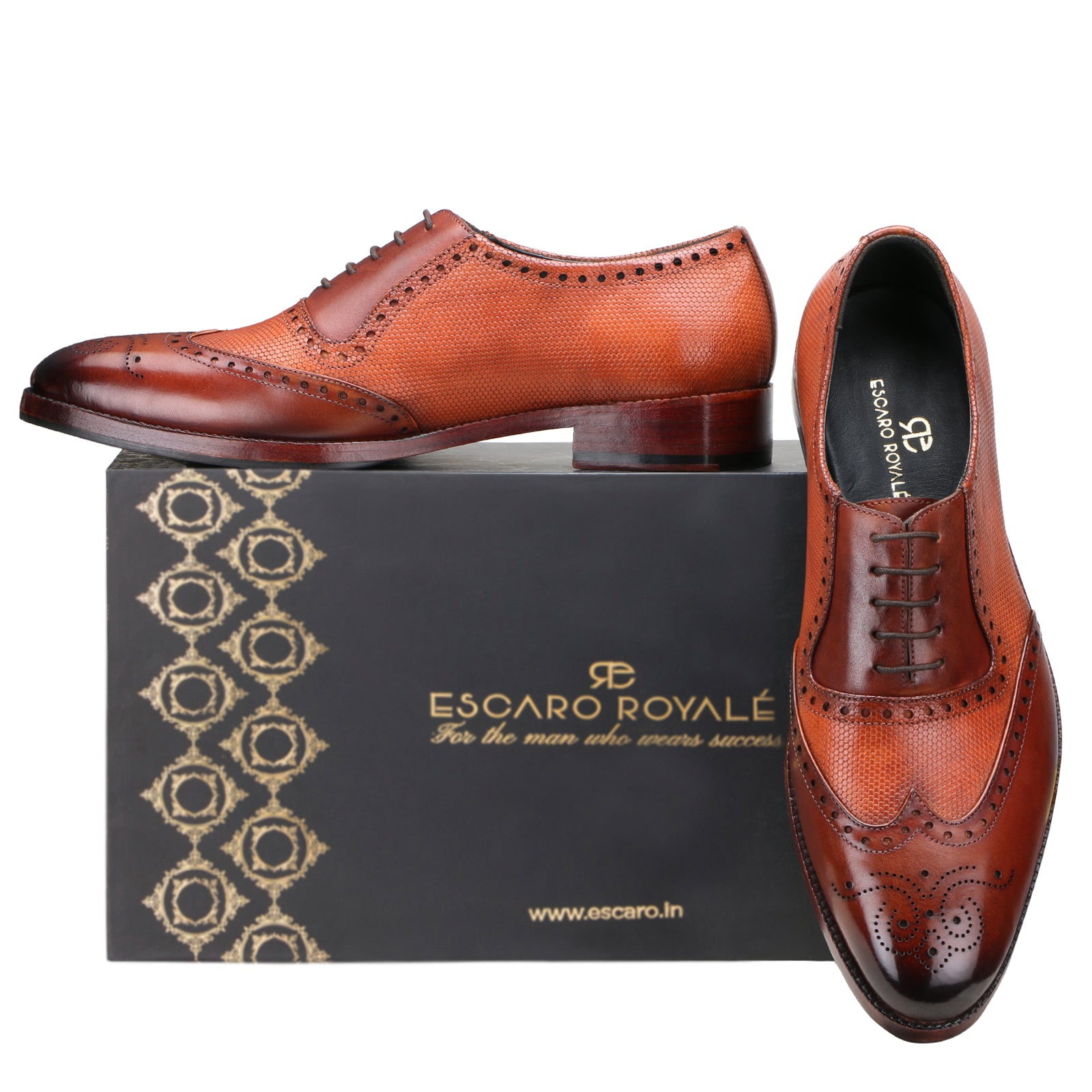 Montford Wingtip Oxfords Shoes in Brown-Tan