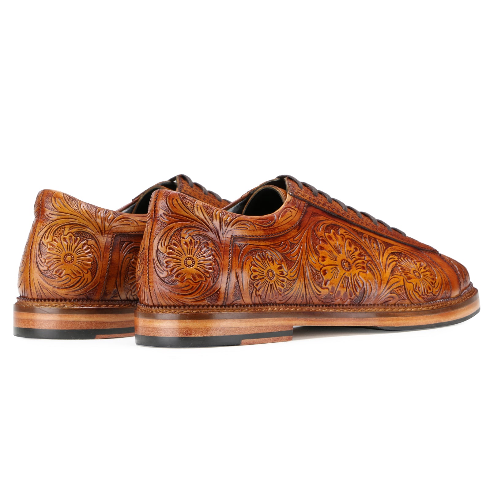 Strumento Handtooled Derby in Tan