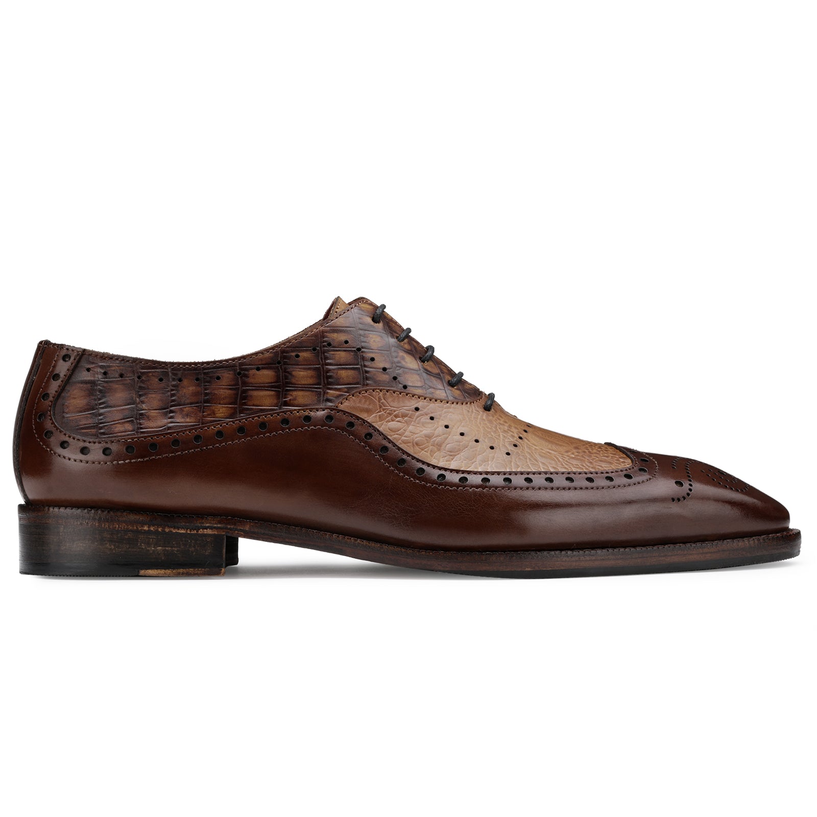 The Cabot Triple Textured Oxford in Brown and Tan